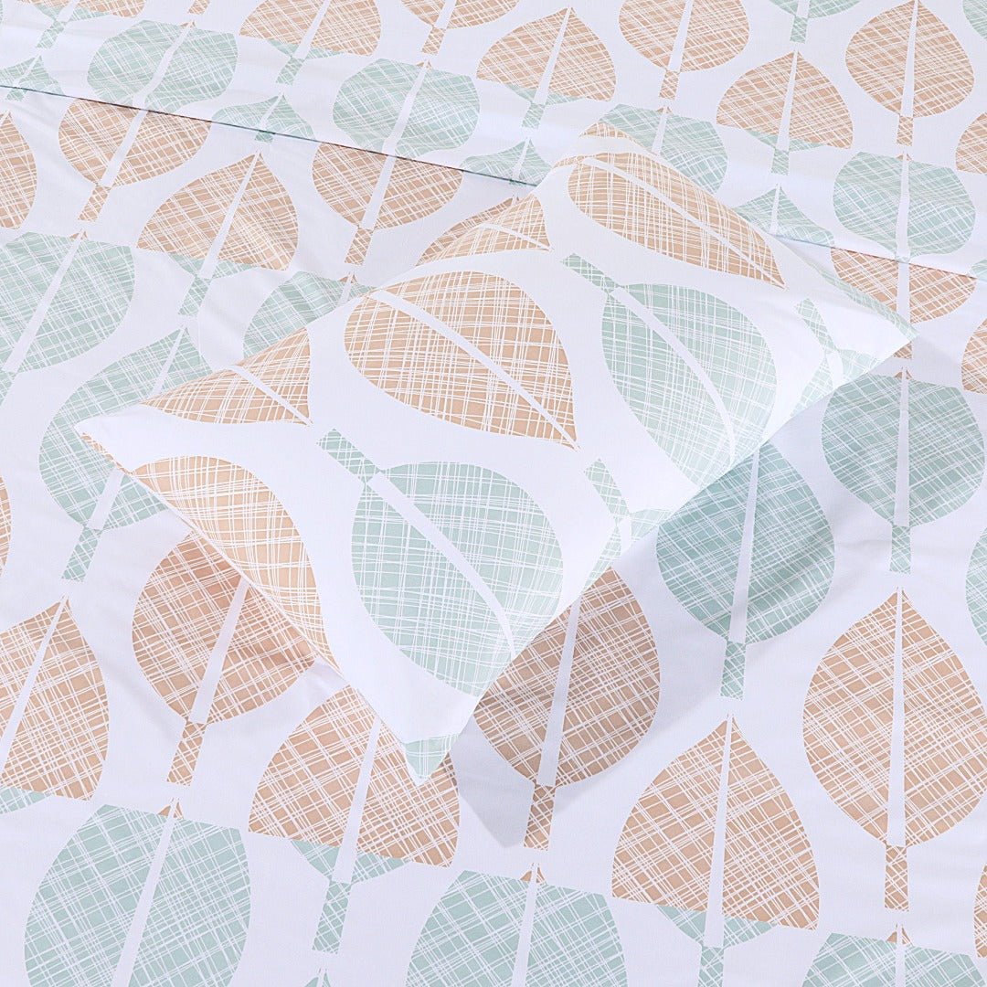 Micro Fiber Bed Sheet Colorful Leaves Single - 30281 - Lotus