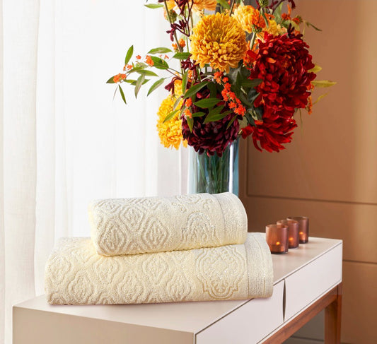 Off White Damask - 2 - Pcs Jacquard Towel Set - Lotus