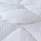 White Warm Quilt - Single