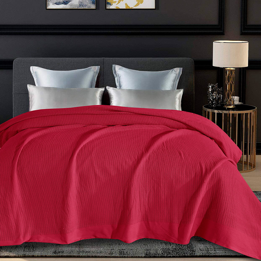 Cellular AC Blanket Red
