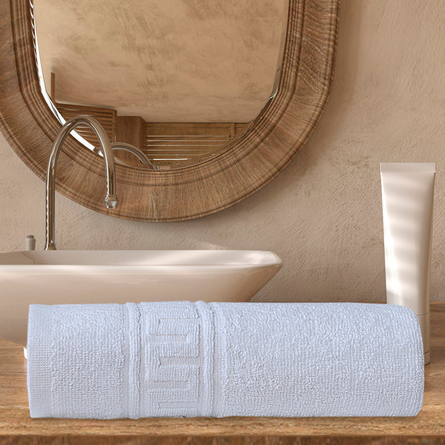 Export Quality White Bath Towel Versatile Hover Image