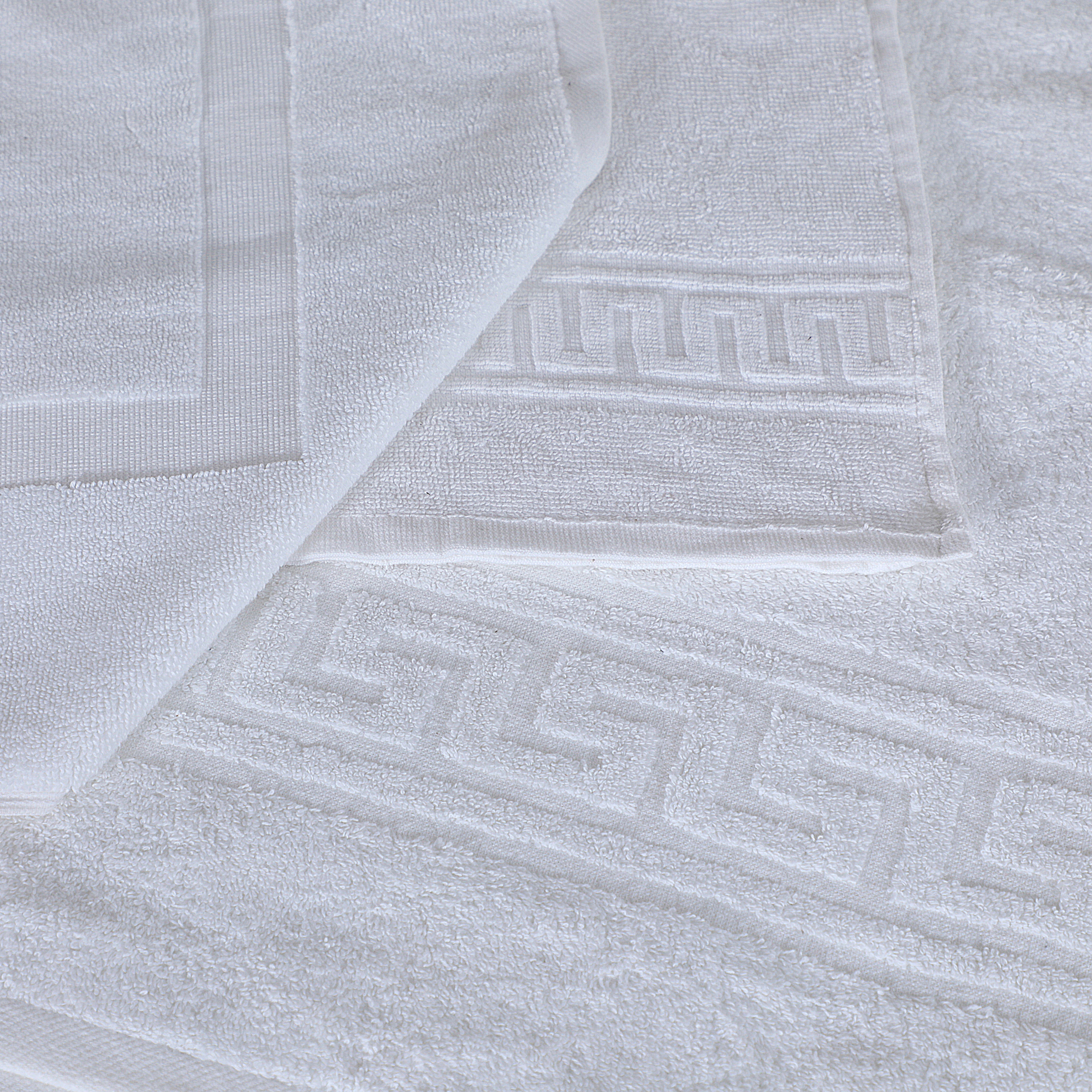 Export Quality White Bath Towel Versatile