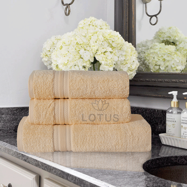 Cream V Stripe - 3-Pcs Towel Set Hover Image