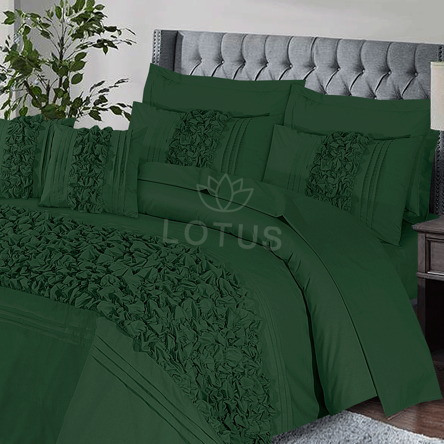 Green Roly-Poly - Duvet Cover Set  8 Pcs