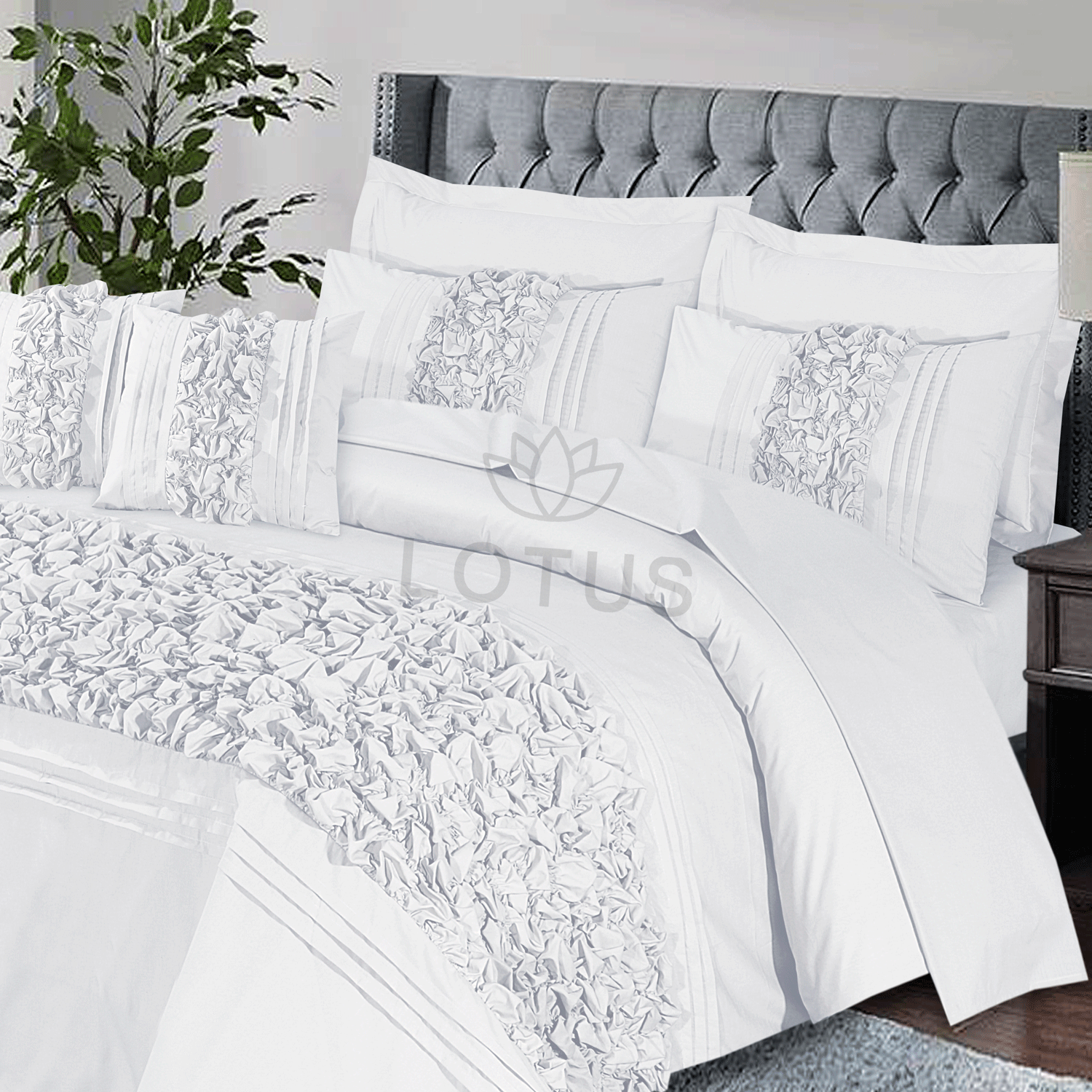 White Roly-Poly - Duvet Cover Set  8 Pcs