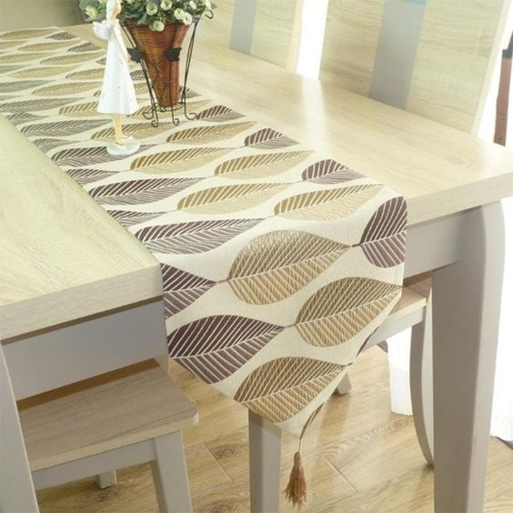 Geometric Table Runner - TR - 20 - 25 - Lotus