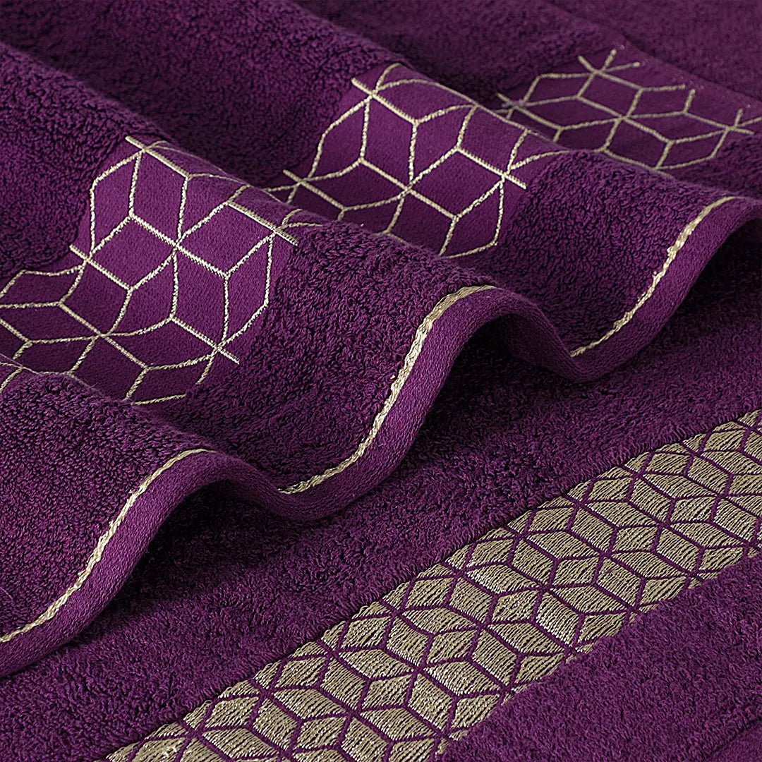 Magenta Diamond - 2 - Pcs Jacquard Towel Set - Lotus