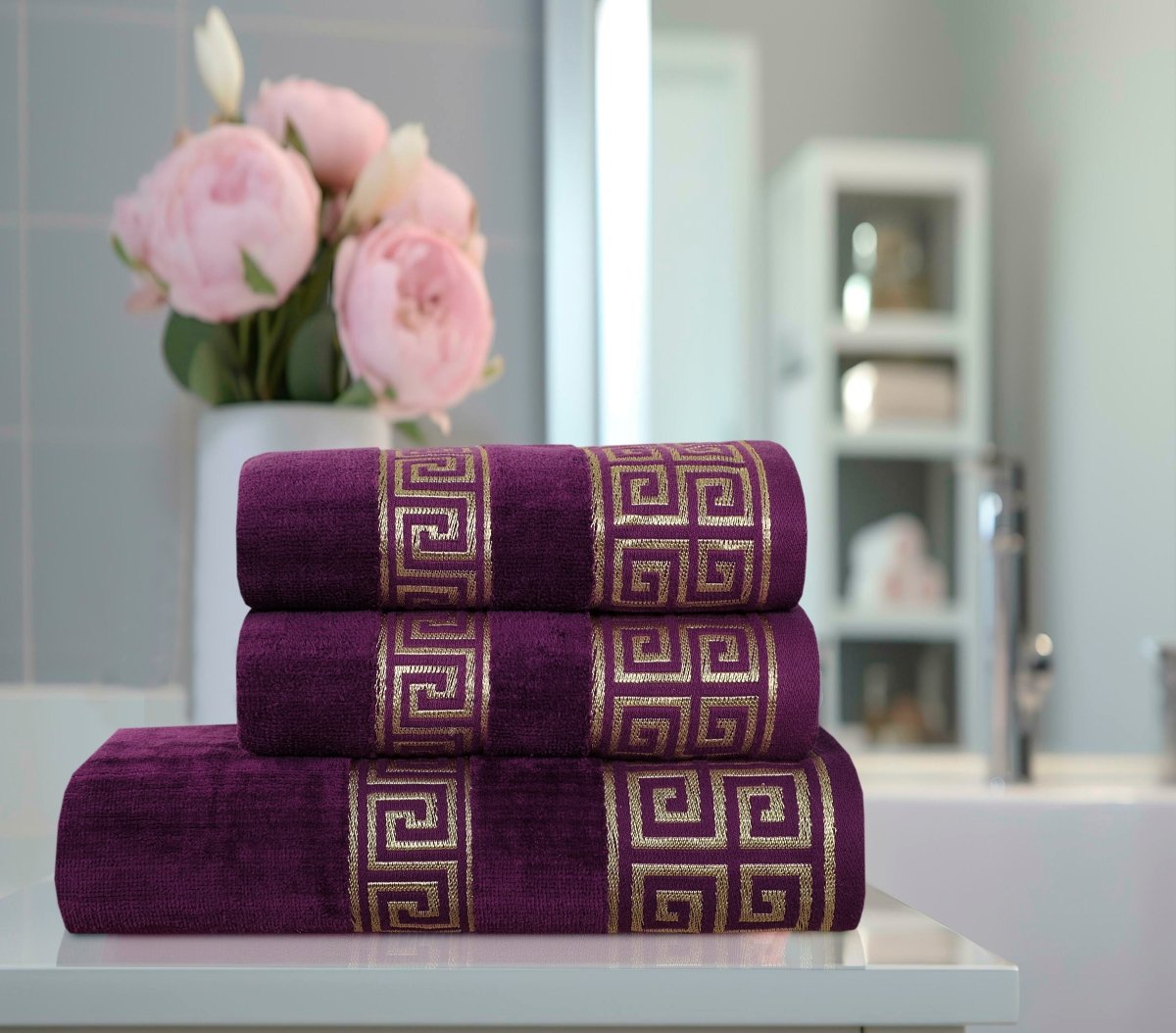 Magenta Versatile - 3 - Pcs Jacquard Towel Set - Lotus