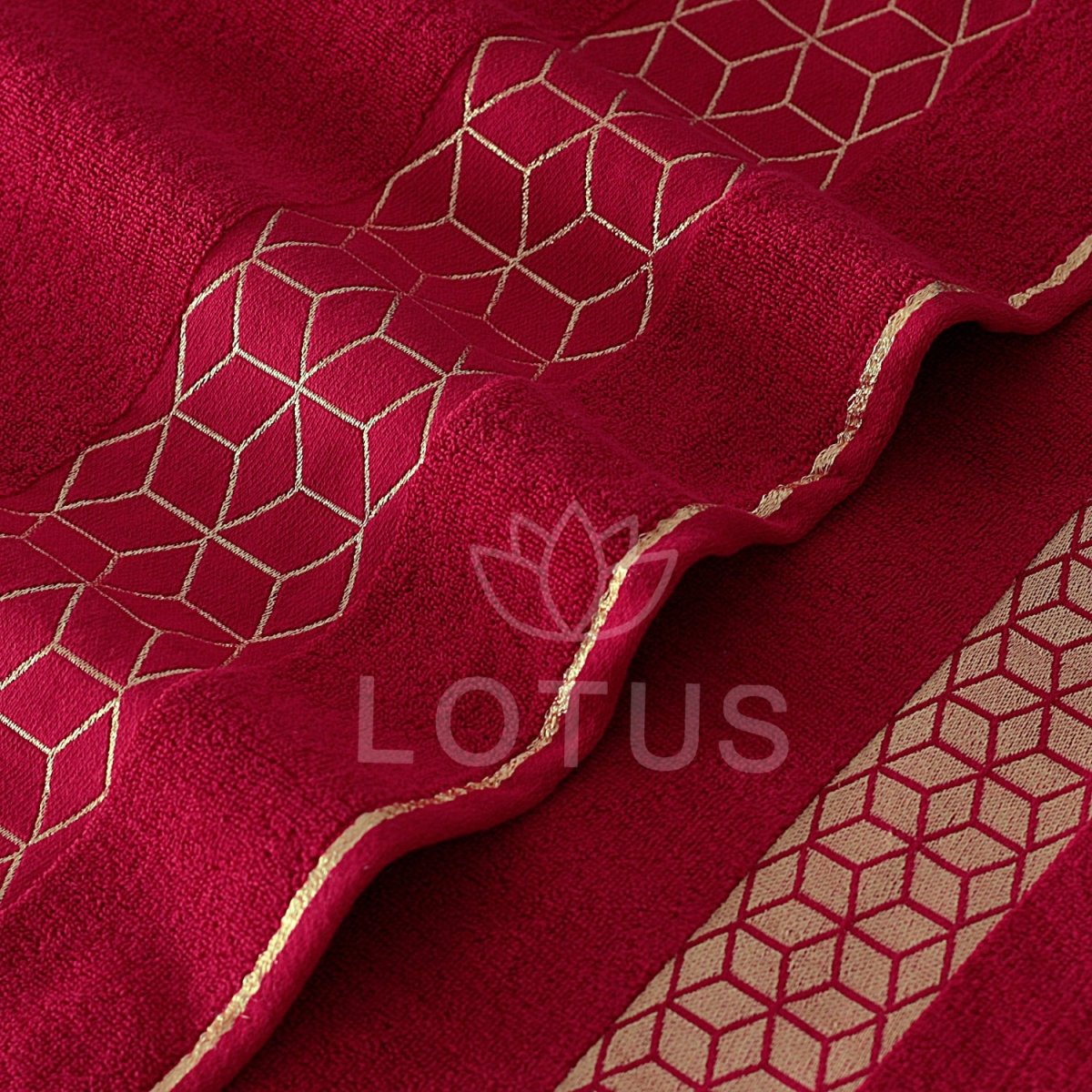 Maroon diamond - Jacquard Bath Towel - Lotus