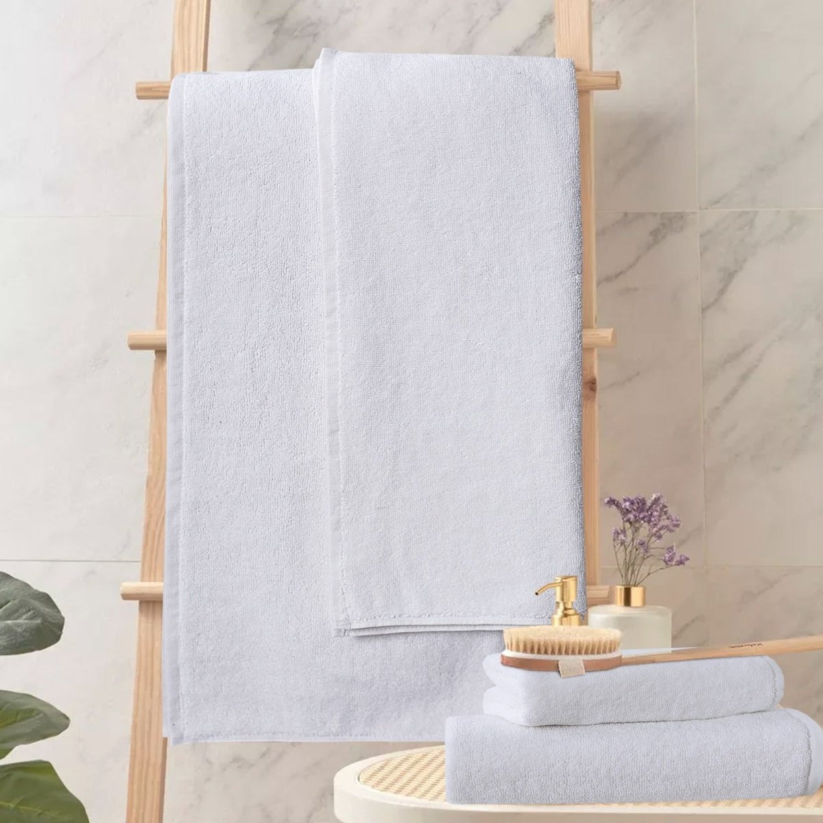 Pile To Pile White - 2 - Pcs Towel Set - Lotus