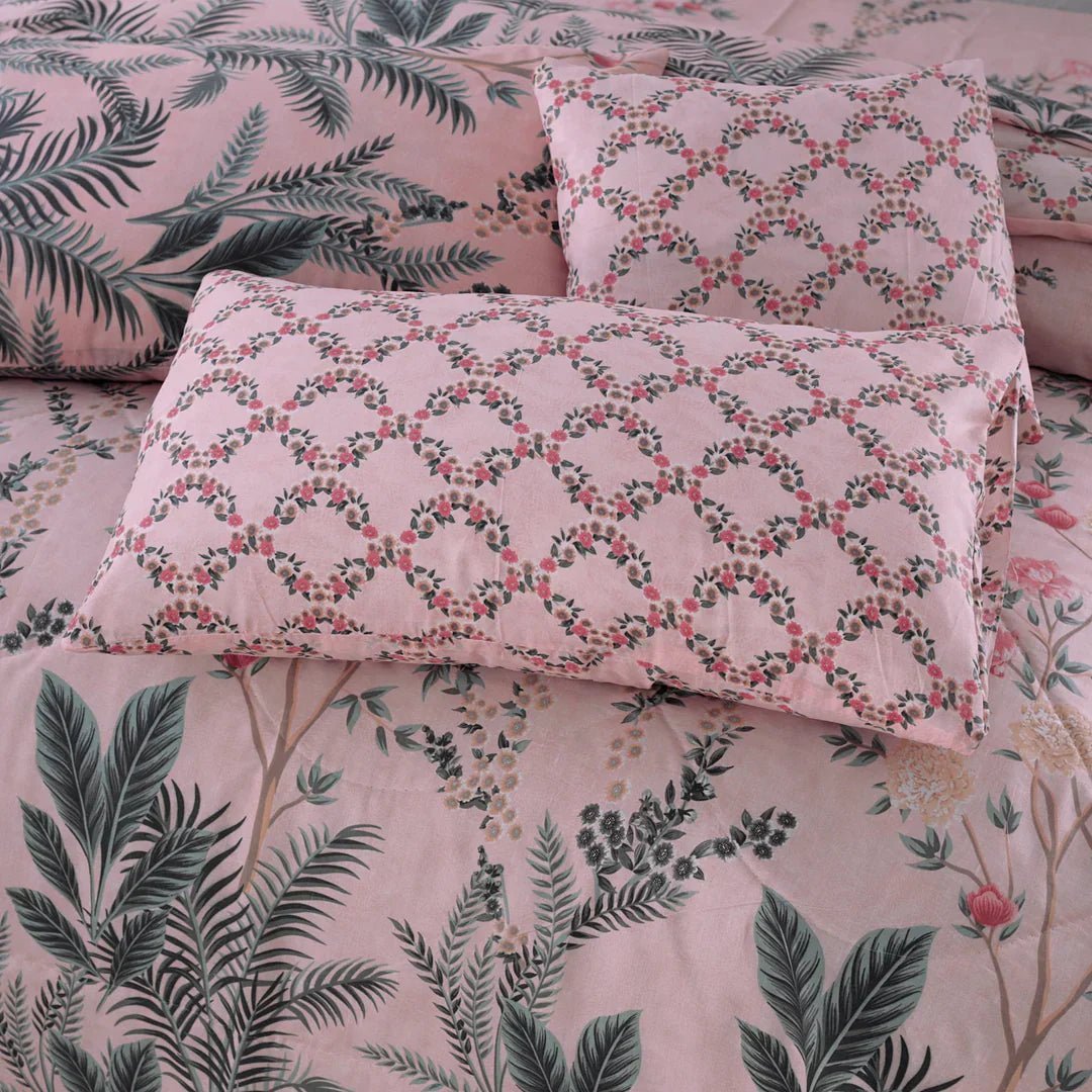 Pink Paradise - Summer Comforter Set - Lotus