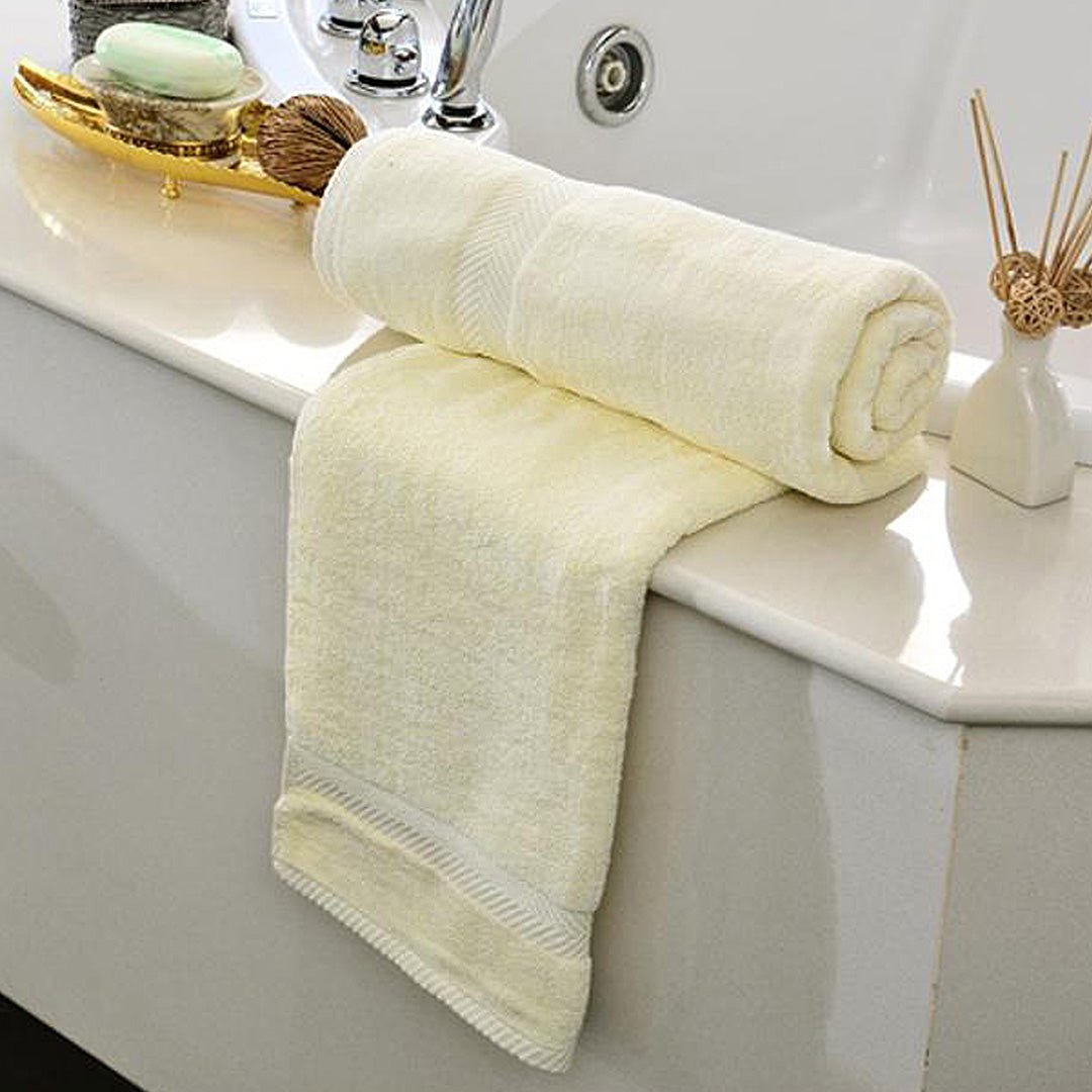 Plain Dyed Off - White Bath Towel - 494 - Lotus