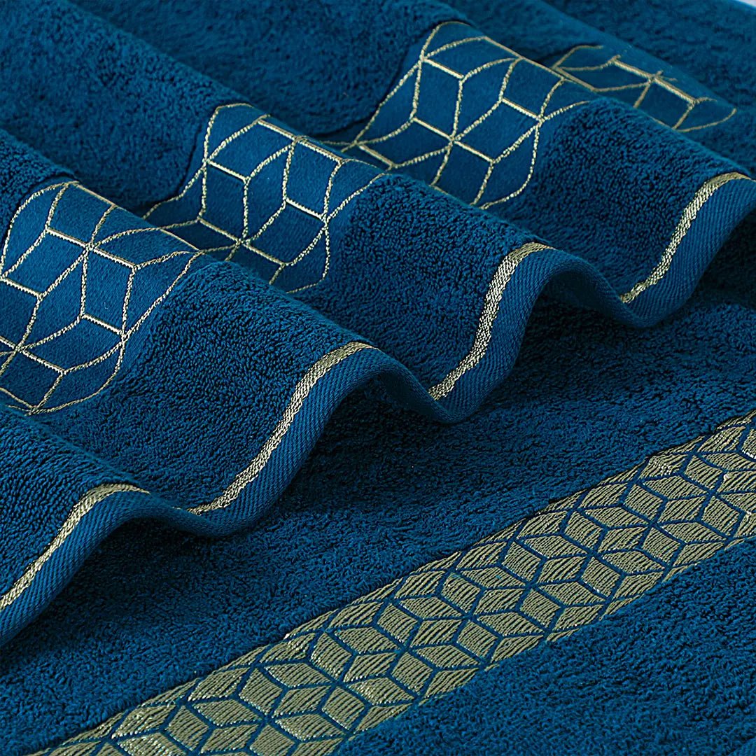 Teal Diamond - 3 - Pcs Jacquard Towel Set - Lotus