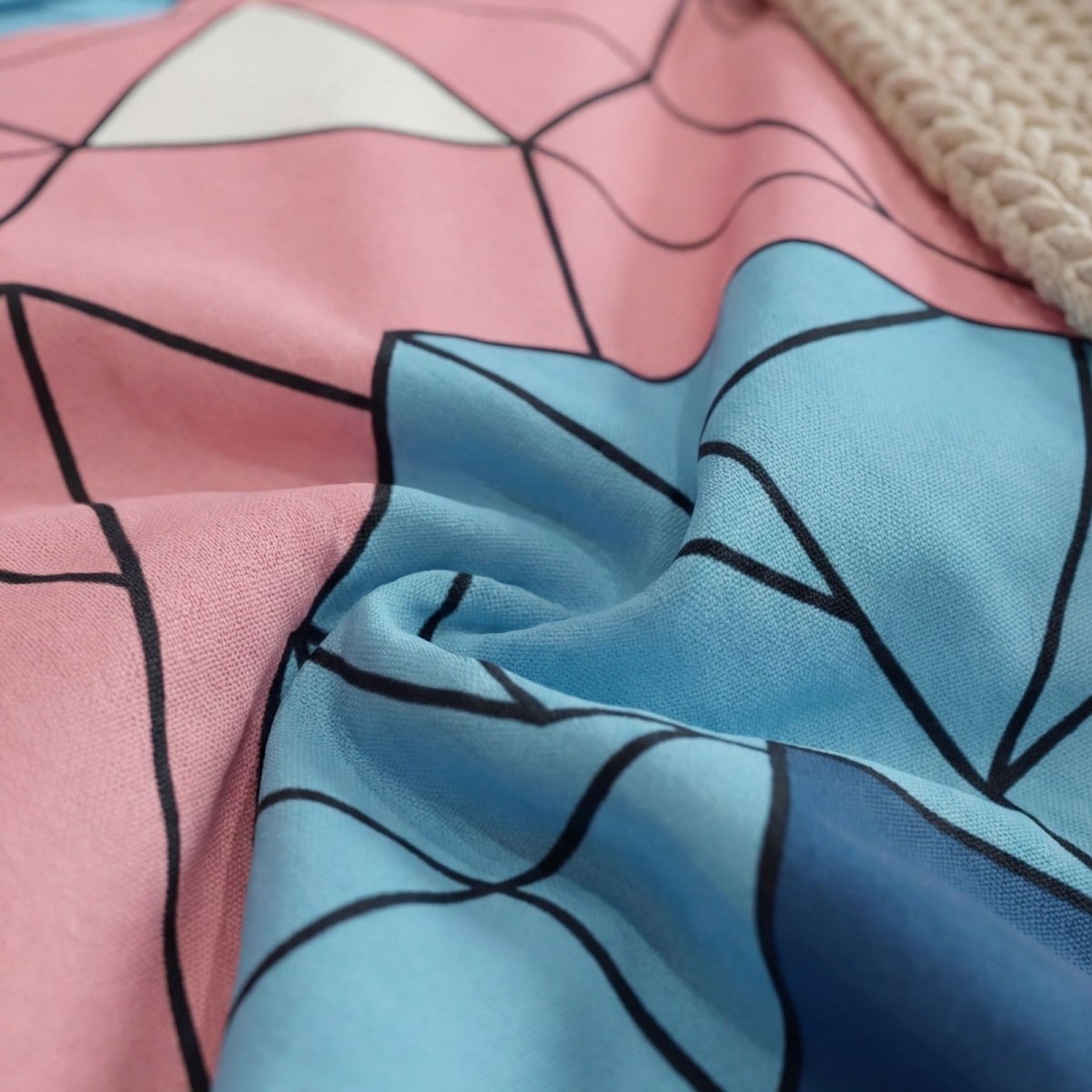 Ultra Soft Bed Sheet Set – Prismatic , King Size, 3 Pc - Lotus
