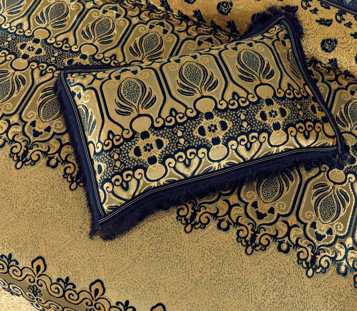 Pure Palachi Bed Sheet Golden Navy King - 10789 - Lotus